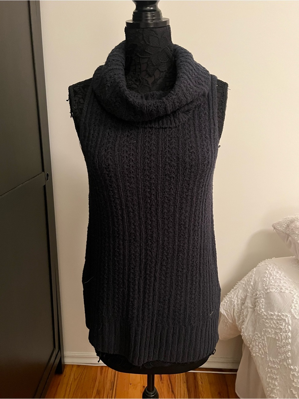 Hollister Sleeveless Knit Tunic Sweater